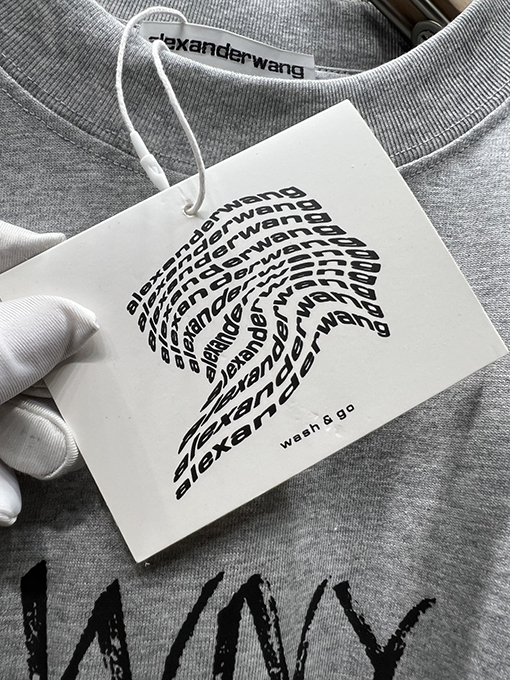 アレキサンダーワン落書きマイクロラベル半袖Tシャツ