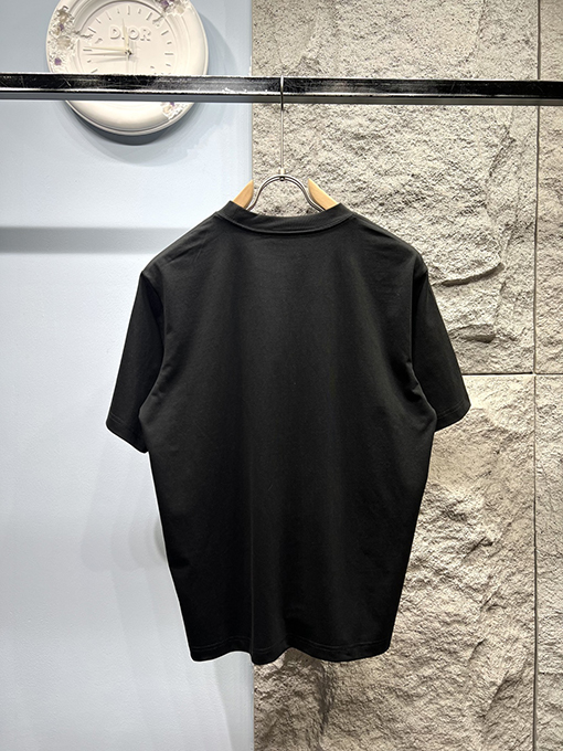 グッチプリントロゴ半袖Tシャツ