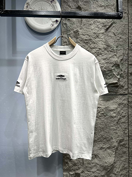 バレンシアガスキー刺繍ロゴ半袖Tシャツ