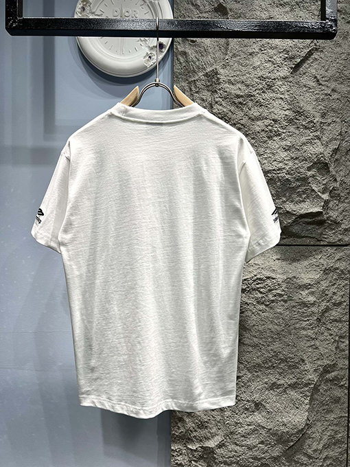 バレンシアガスキー刺繍ロゴ半袖Tシャツ