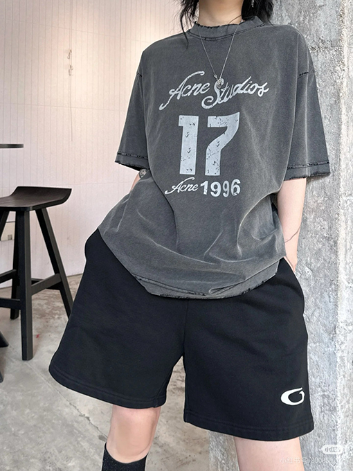 バレンシアガスーパーコピー刺繍ロゴショーツ