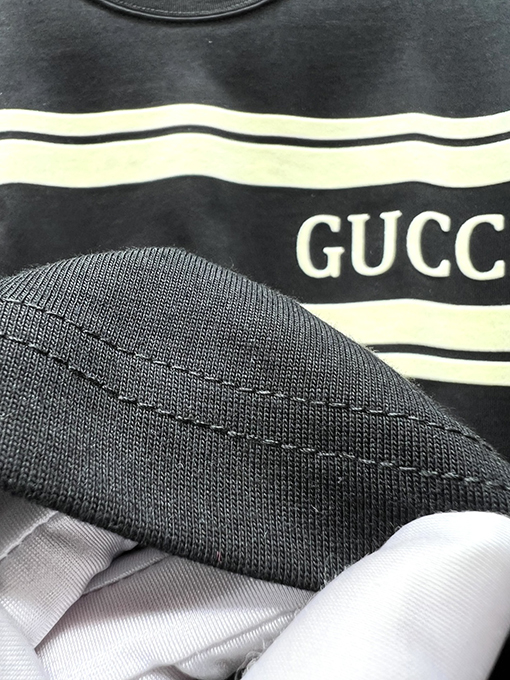 グッチ新しい横棒文字半袖Tシャツ