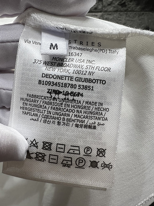 モンクレールコピー新しいビーズプリント半袖Tシャツ