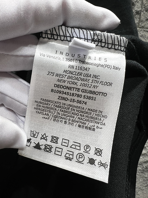 モンクレールコピー新しいビーズプリント半袖Tシャツ