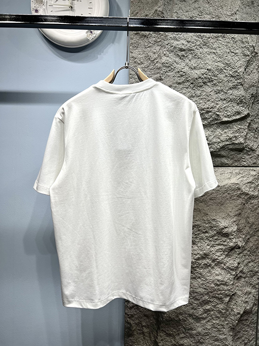 バーバリー新しい軍馬シリーズの半袖Tシャツ