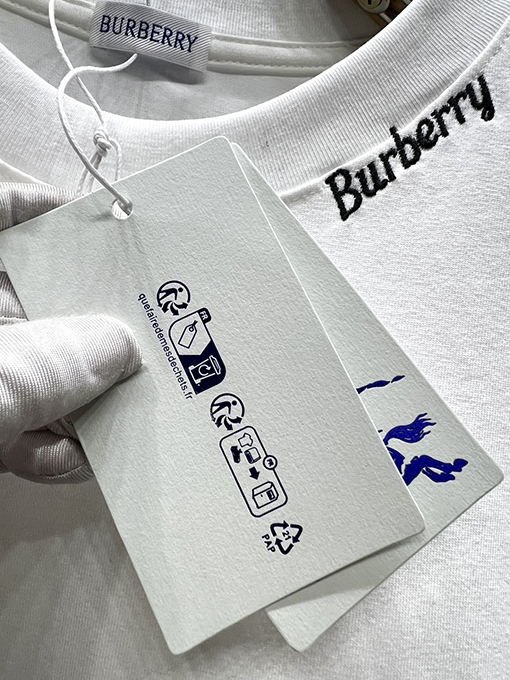 バーバリー新しい軍馬シリーズの半袖Tシャツ