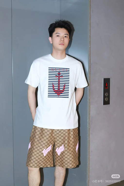 グッチスーパーコピー新しいアンカープリント半袖Tシャツ
