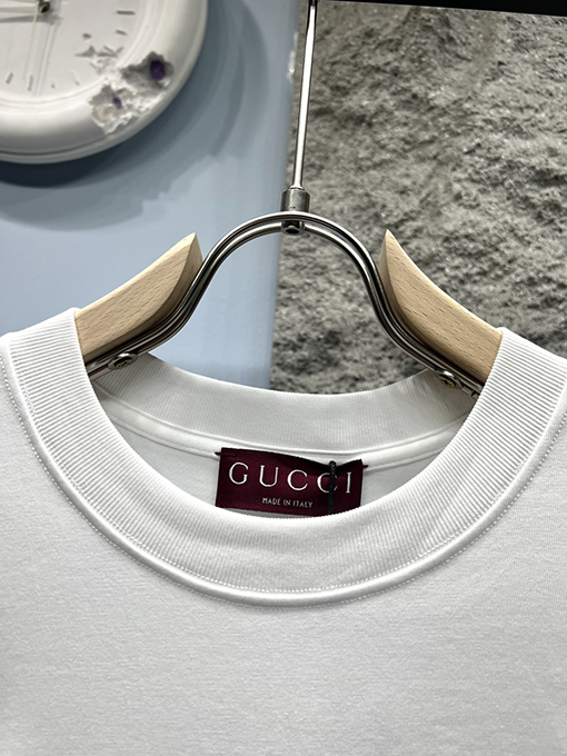 グッチスーパーコピー新しいアンカープリント半袖Tシャツ