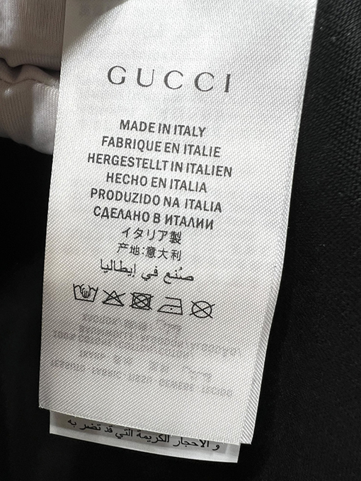 グッチ新しいプリントロゴ半袖Tシャツ