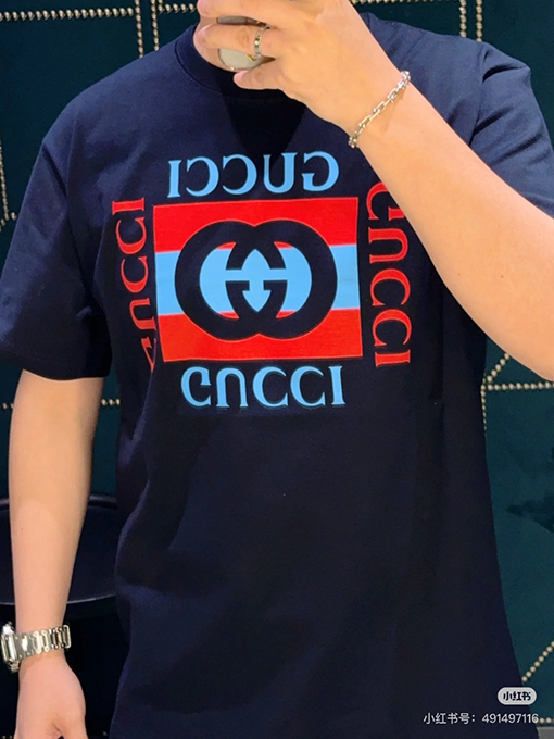 グッチ新しいロゴプリント半袖Tシャツ