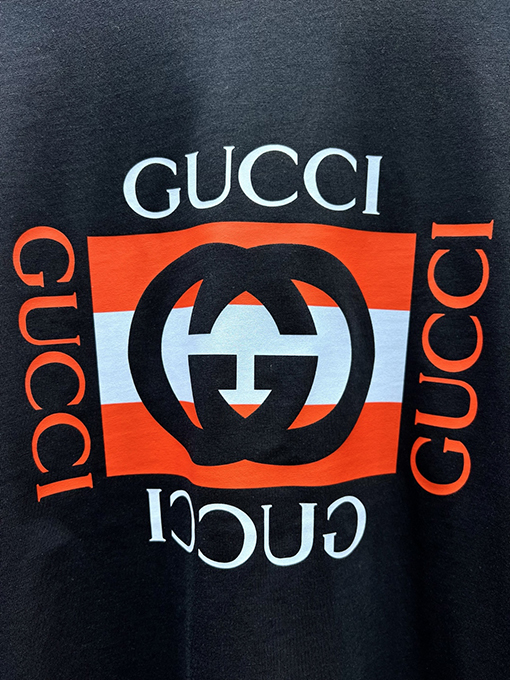グッチ新しいロゴプリント半袖Tシャツ