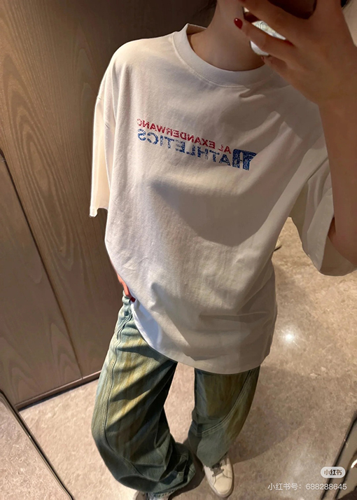 アレキサンダーワン新しい欠けた文字の半袖Tシャツ
