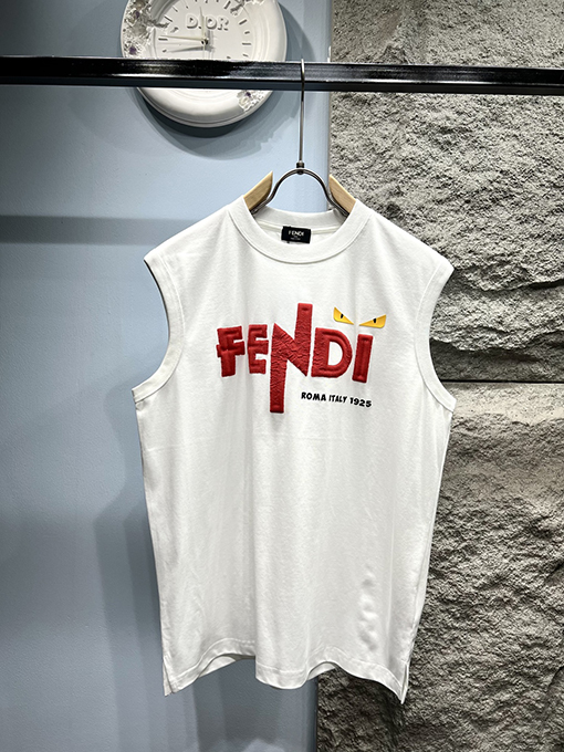 フェンディコピー発泡アルファベット半袖Tシャツ