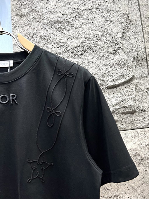 ディオール新しい刺繍Tシャツ