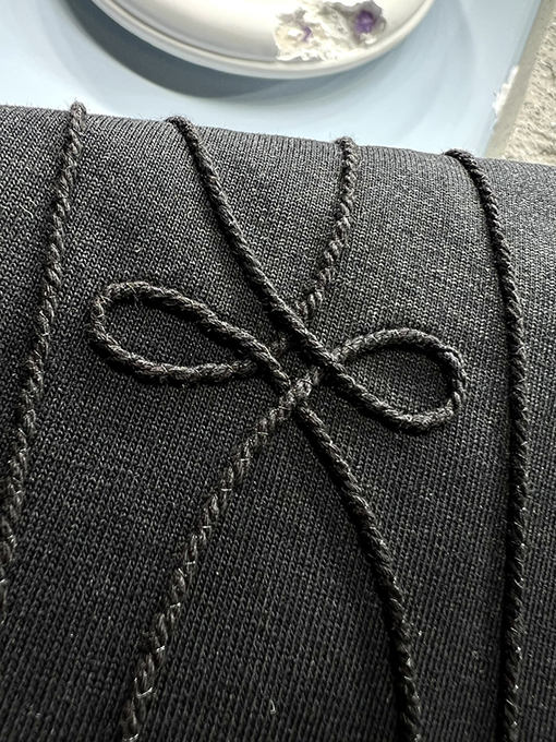 ディオール新しい刺繍Tシャツ