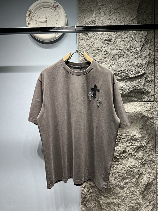 クロムハーツ新しい刺繍Tシャツ