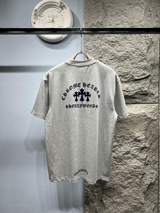 クロムハーツ新しいロゴ半袖Tシャツ