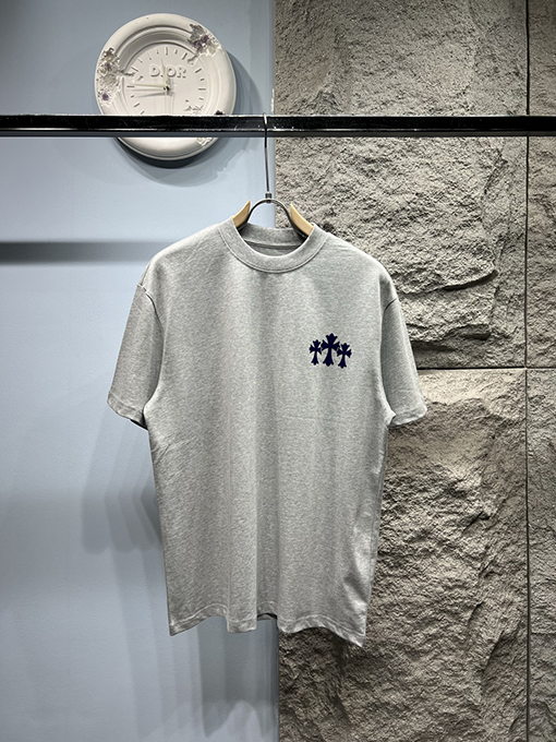 クロムハーツ新しいロゴ半袖Tシャツ
