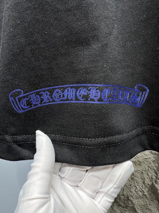 クロムハーツ新しいロゴ半袖Tシャツ