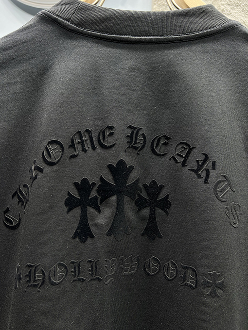 クロムハーツ新しいロゴ半袖Tシャツ