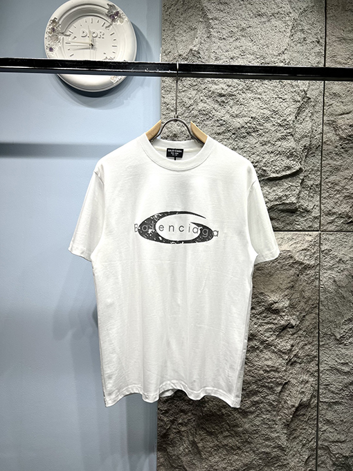 バレンシアガ文字プリント半袖Tシャツ