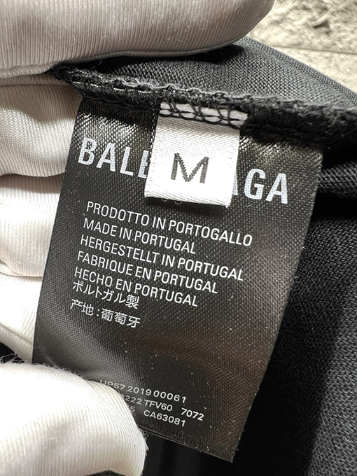 バレンシアガ文字プリント半袖Tシャツ