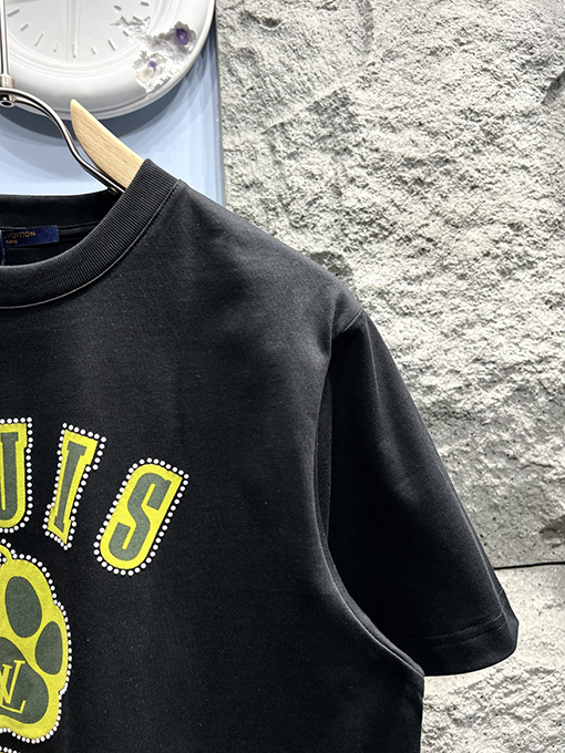 ルイヴィトンスーパーコピー新しい萌え犬の掌印半袖Tシャツ