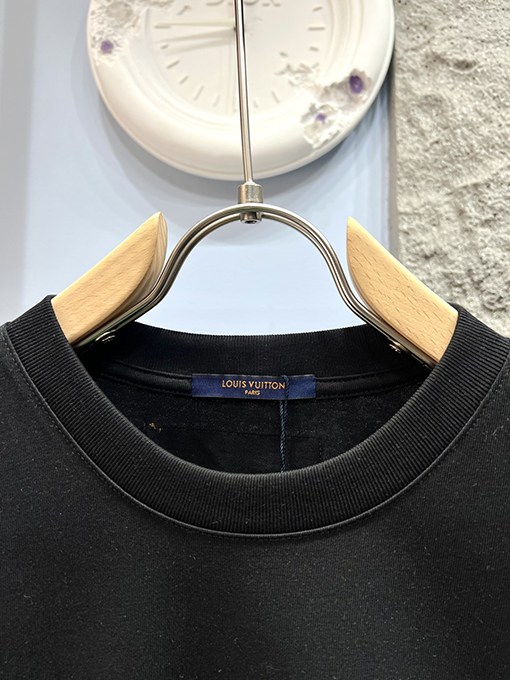 ルイヴィトン新しい太陽の花半袖Tシャツ