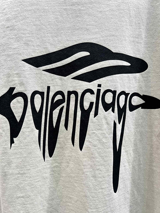 バレンシアガ新しいM字プリントの擦り切れた半袖Tシャツ