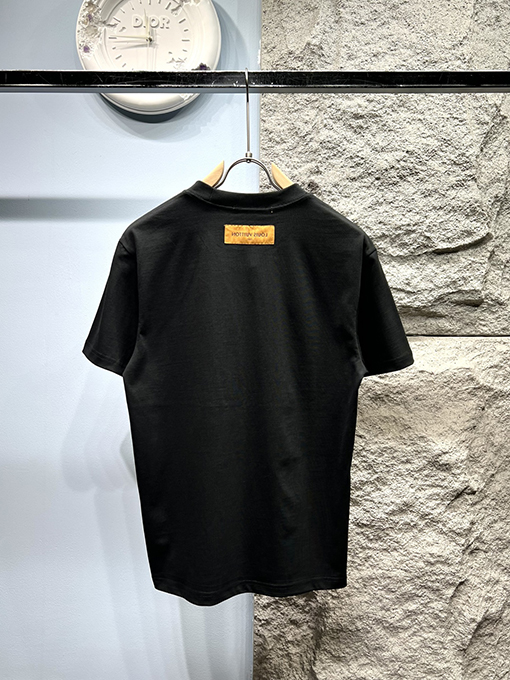 ルイヴィトンスーパーコピー新しい漫画のアルファベット半袖Tシャツ