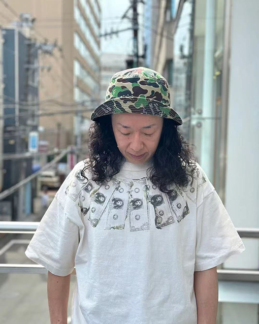 セント マイケル破壊風ヴィンテージTシャツ