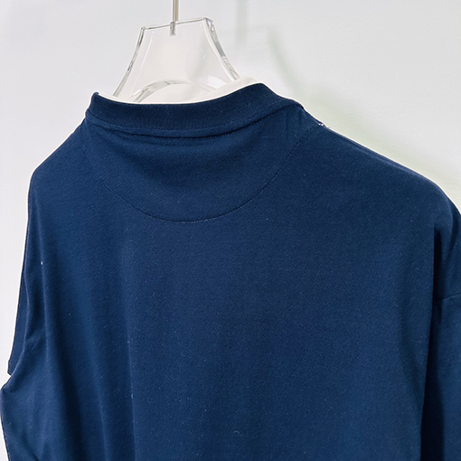 プラダコピー偽の2つのロゴロゴルーズ半袖Tシャツ