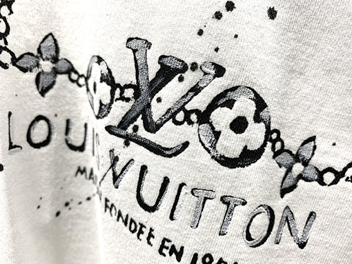 ルイヴィトン新しい手描きのインクTシャツ