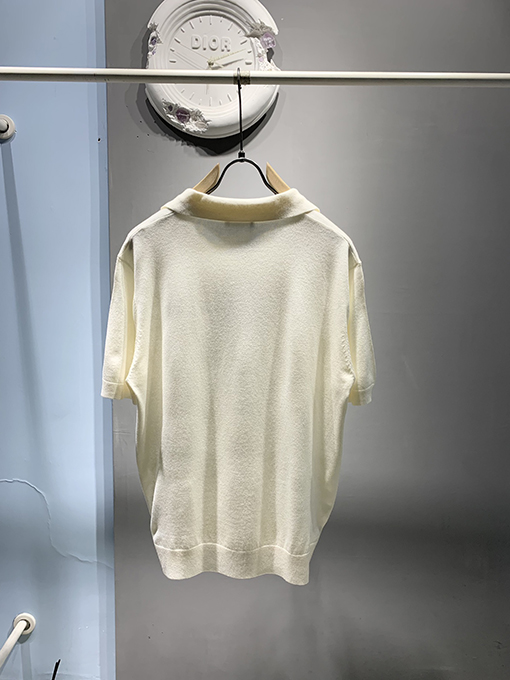 プラダ新しいVネックカシミヤブレンドポロシャツ
