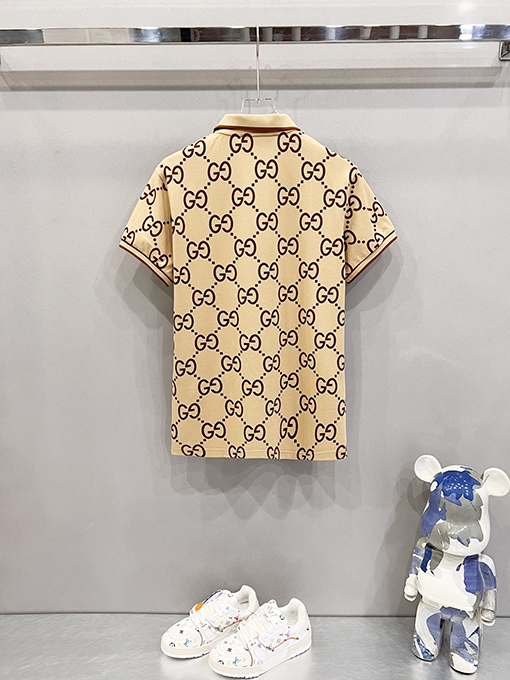 グッチラペルポロシャツ