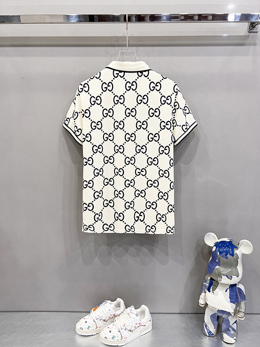 グッチラペルポロシャツ