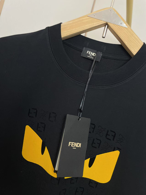 フェンディ新しい黄色の目のTシャツ