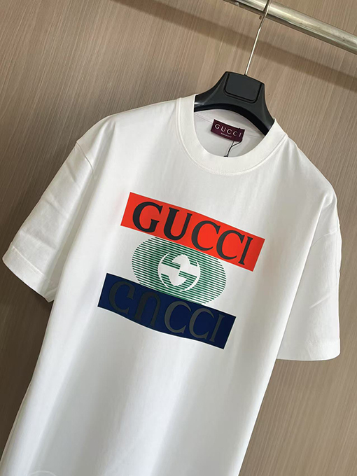 グッチ新しいダブルGミラーロゴラウンドネックTシャツ