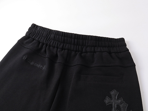 クロムハーツ新しいショートパンツ