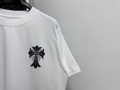 クロムハーツ公式のTシャツ