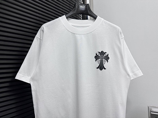 クロムハーツ公式のTシャツ