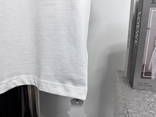 クロムハーツ公式のTシャツ