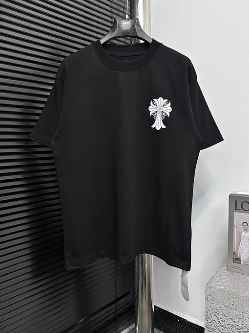 クロムハーツ公式のTシャツ
