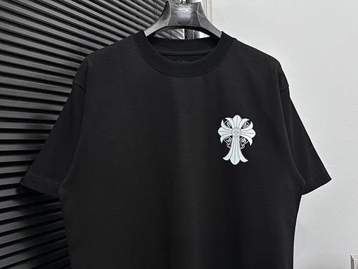 クロムハーツ公式のTシャツ