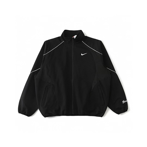 シュプリームコピー x Nike コラボコレクション袖口の刺繍ロゴジャケット