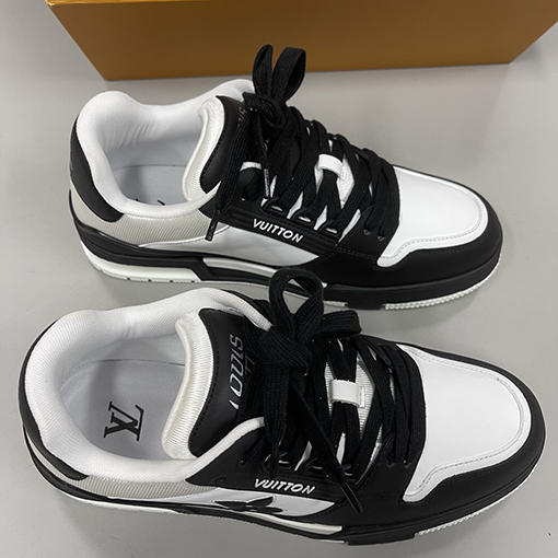 ルイヴィトンスーパーコピーTrainer 25Ss 限定シリーズスニーカー