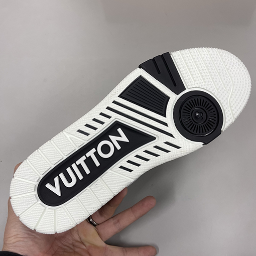 ルイヴィトンスーパーコピーTrainer 25Ss 限定シリーズスニーカー