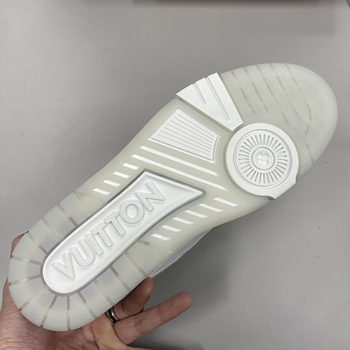 ルイヴィトンスーパーコピーTrainer 25Ss 限定シリーズスニーカー