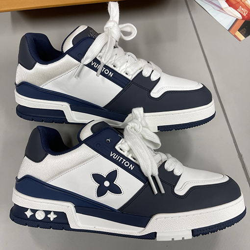 ルイヴィトンスーパーコピーTrainer 25Ss 限定シリーズスニーカー