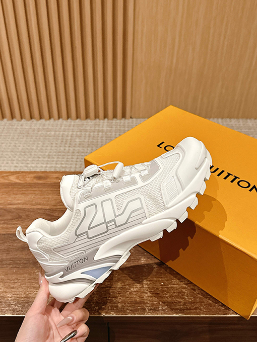 ルイヴィトンRunner Tatic 25Ss スニーカー